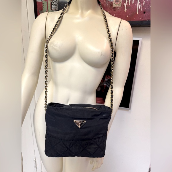 Prada authentic vintage 80’s Black Quilted Shoulder Bag-gold chain - Picture 1 of 16